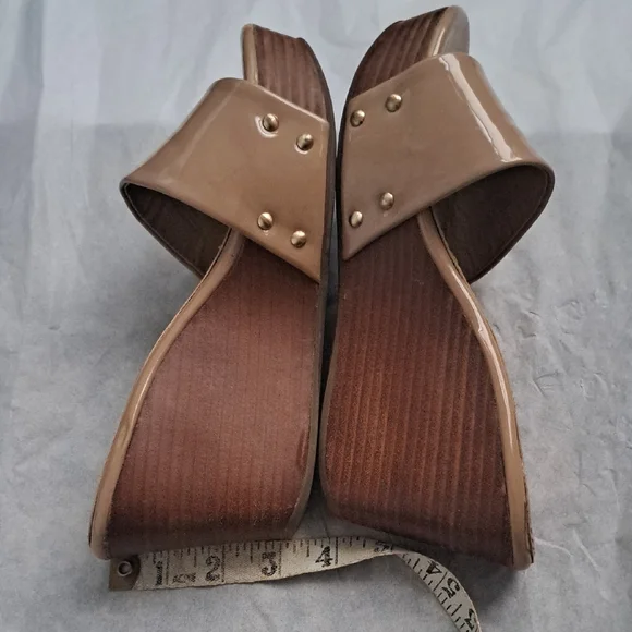 Splendid Tan Slide Sandals Minimalist Design - Picture 6 of 6